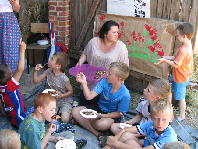 Malowanie na sianie - zdjęcia