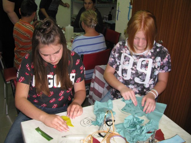 Tworzyli barwne witraże - zdjęcia