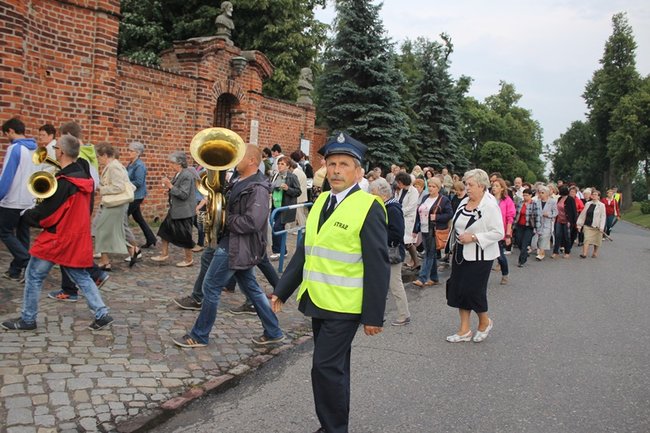 Podążyli na Świętą Górę - zdjęcia