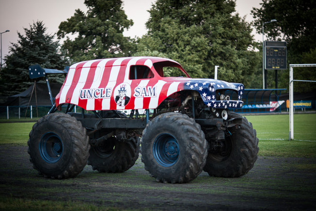 Gladiatorzy na stadionie - zdjęcia