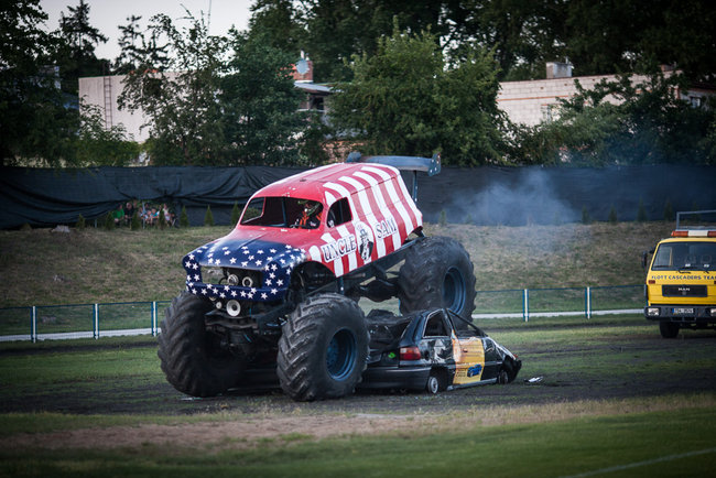 Gladiatorzy na stadionie - zdjęcia