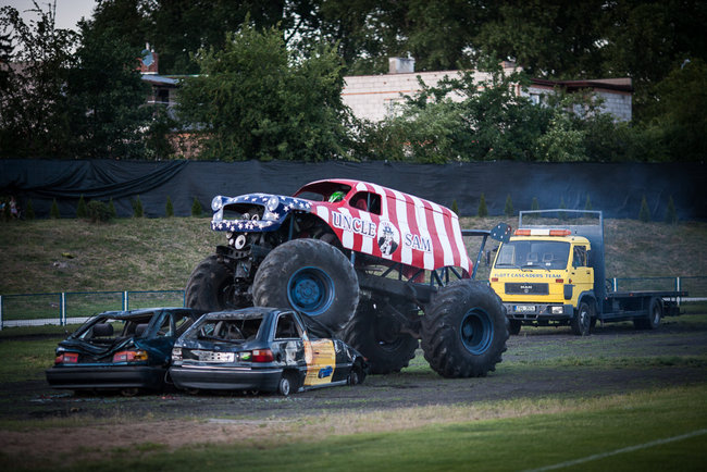Gladiatorzy na stadionie - zdjęcia