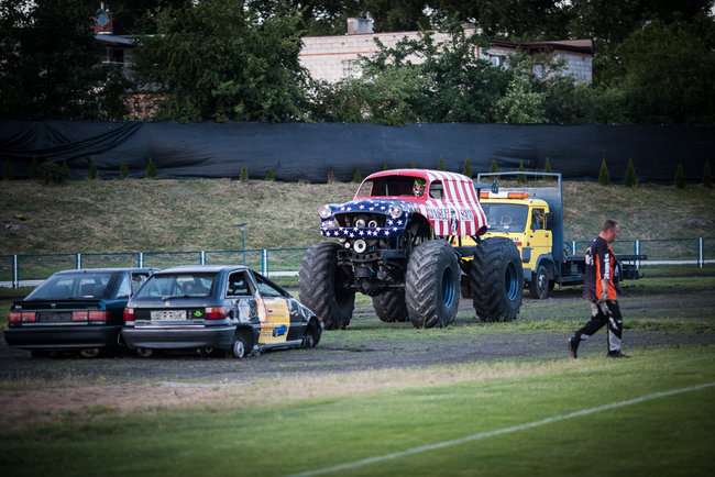 Gladiatorzy na stadionie - zdjęcia