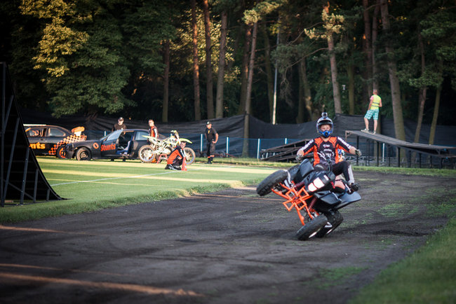 Gladiatorzy na stadionie - zdjęcia