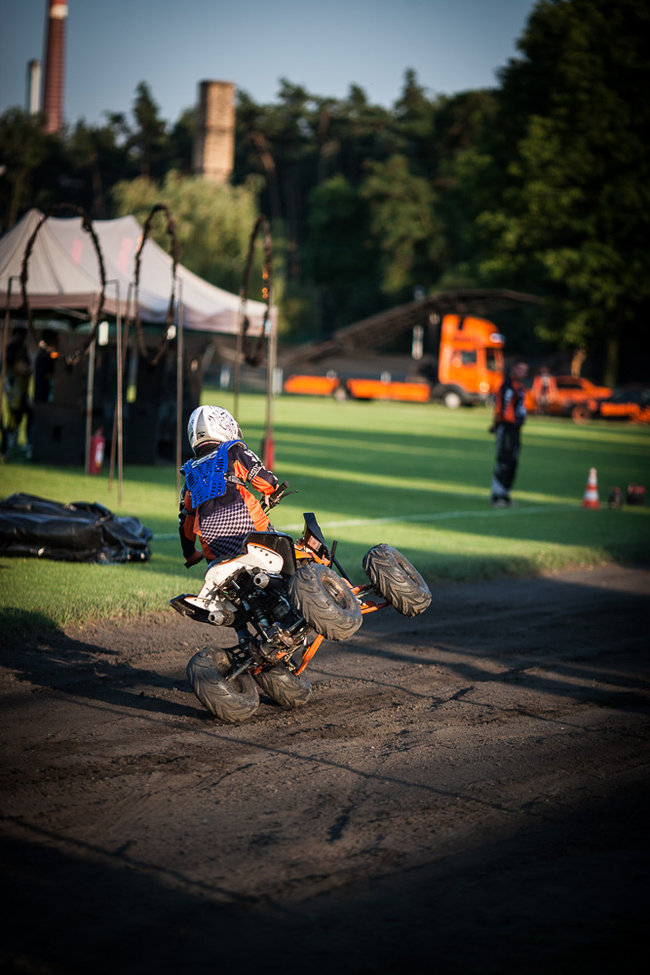 Gladiatorzy na stadionie - zdjęcia