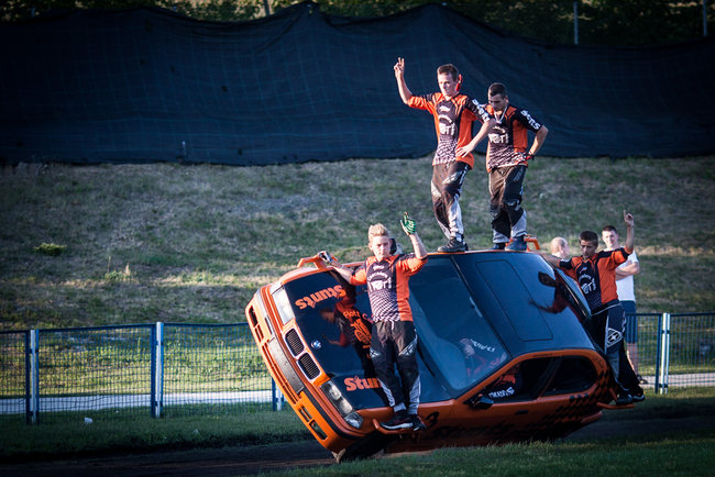 Gladiatorzy na stadionie - zdjęcia