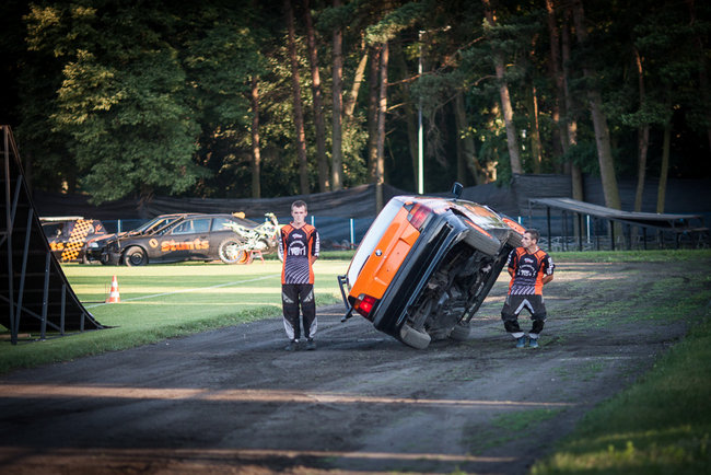 Gladiatorzy na stadionie - zdjęcia
