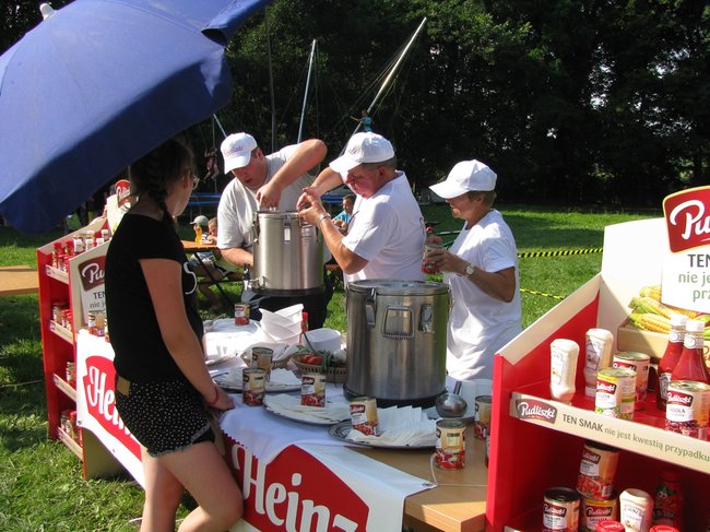 Rodzinny festyn z pomidorówką - zdjęcia