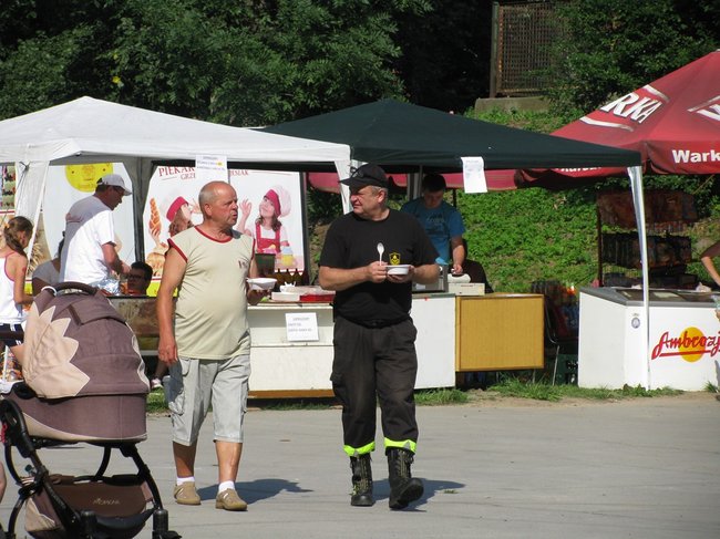 Rodzinny festyn z pomidorówką - zdjęcia