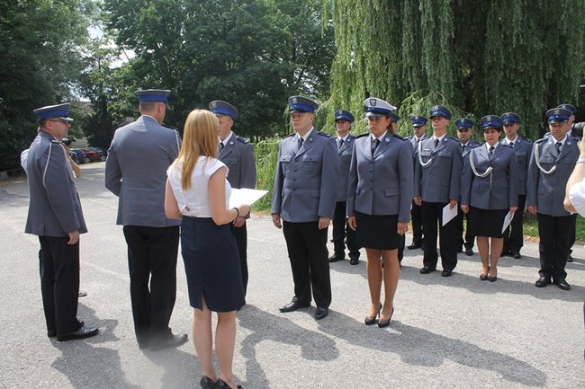 Awanse, wyróżnienia  i... podwyżki - zdjęcia