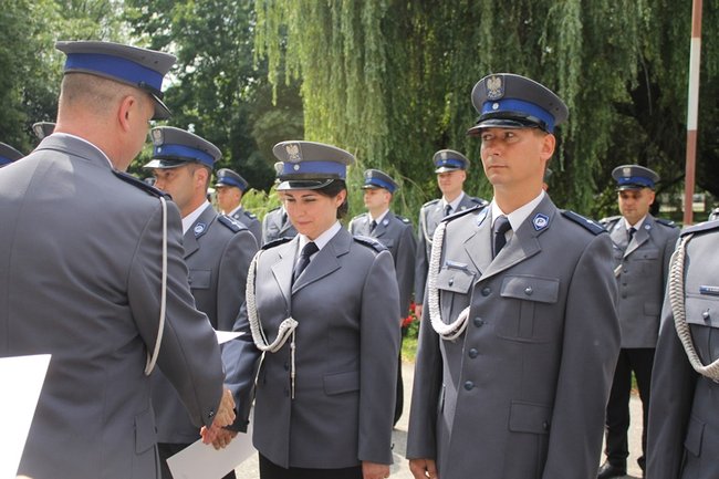 Awanse, wyróżnienia  i... podwyżki - zdjęcia