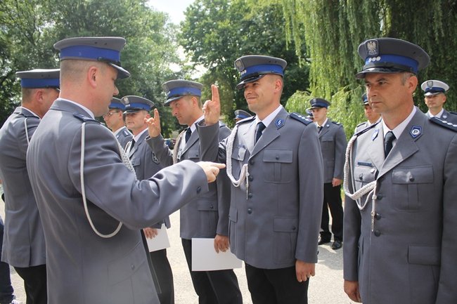 Awanse, wyróżnienia  i... podwyżki - zdjęcia