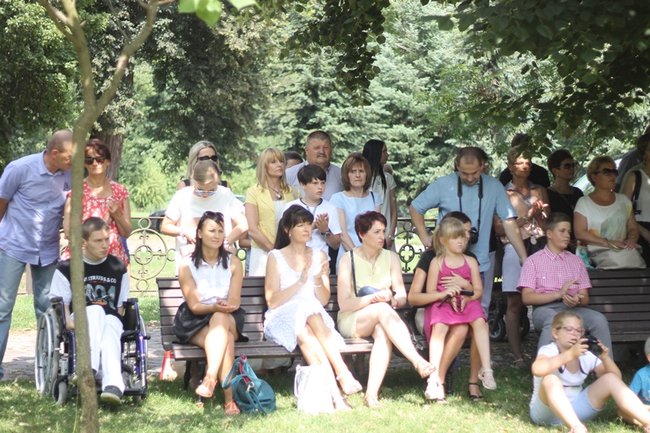 Awanse, wyróżnienia  i... podwyżki - zdjęcia