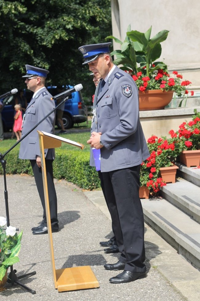 Awanse, wyróżnienia  i... podwyżki - zdjęcia