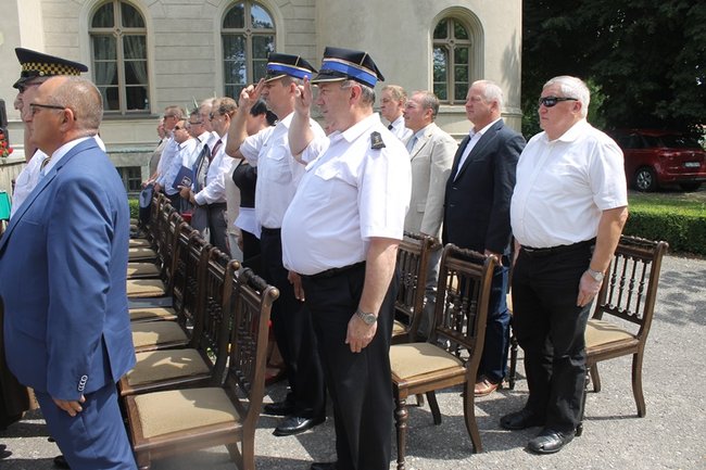 Awanse, wyróżnienia  i... podwyżki - zdjęcia