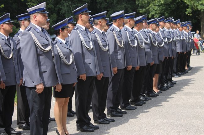 Awanse, wyróżnienia  i... podwyżki - zdjęcia