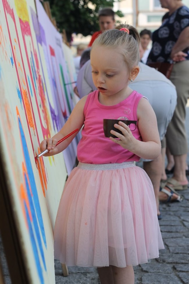Rynek pełen kolorów - zdjęcia