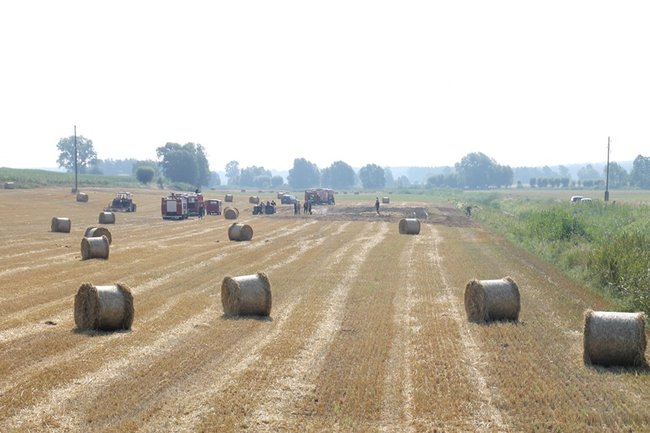 Ogień zbiera żniwo - zdjęcia
