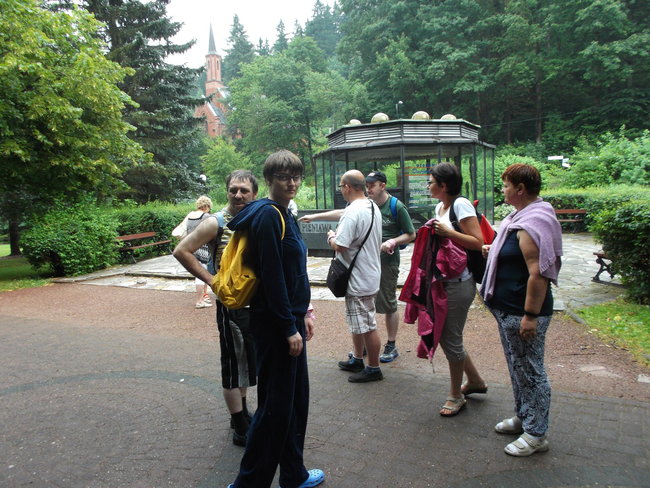 Zgłębiali tajniki papieru - zdjęcia