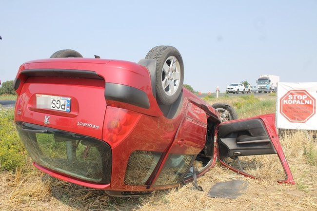 Zemdlała za kierownicą? - zdjęcia