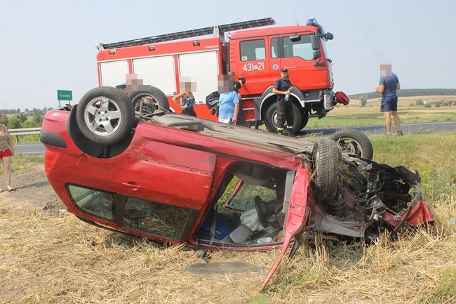 Zemdlała za kierownicą? - zdjęcia