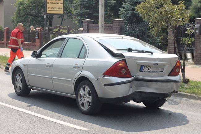 Nie wyhamował w porę - zdjęcia