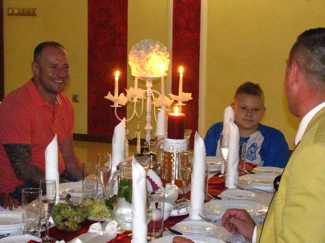 Znany piłkarz dotrzymał słowa - zdjęcia