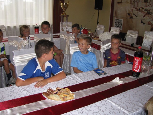 Znany piłkarz dotrzymał słowa - zdjęcia