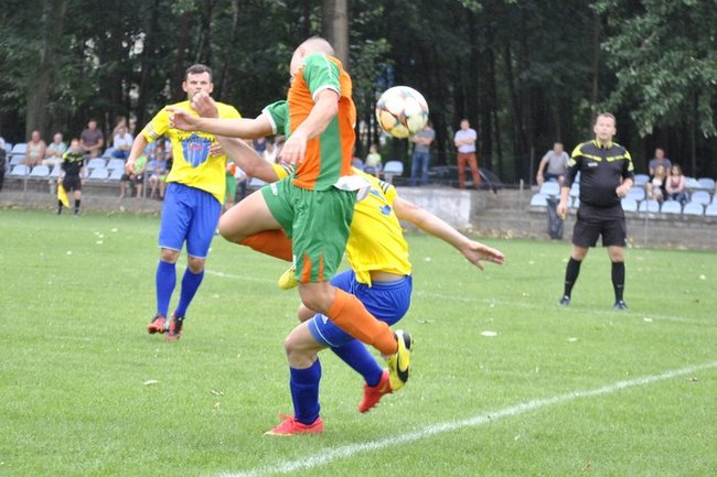 Zmarnowali cztery rzuty karne i odpadli - zdjęcia