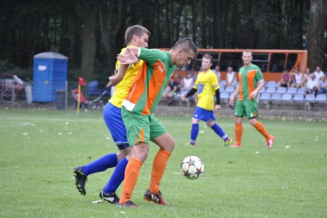 Zmarnowali cztery rzuty karne i odpadli - zdjęcia