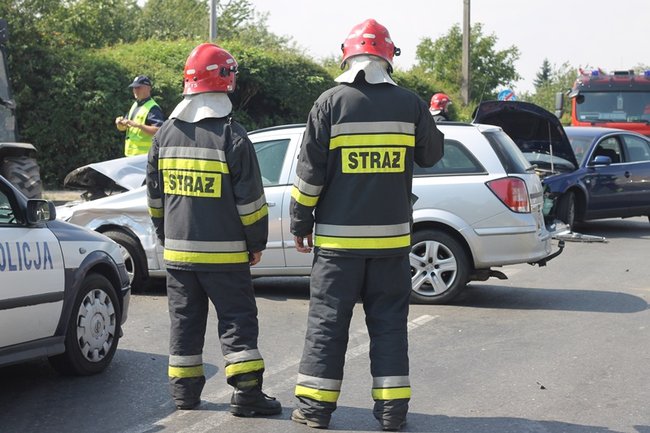 Zderzyli się na skrzyżowaniu - zdjęcia