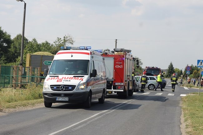 Zderzyli się na skrzyżowaniu - zdjęcia