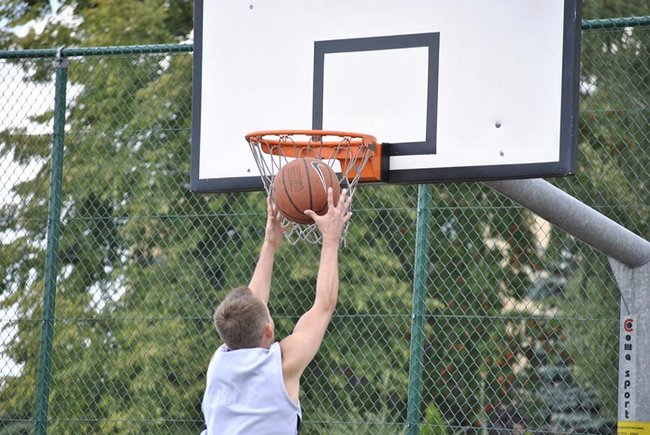 Uliczna koszykówka w Pogorzeli ? zdjęcia
