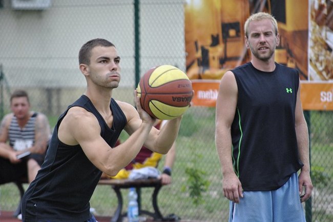 Uliczna koszykówka w Pogorzeli ? zdjęcia