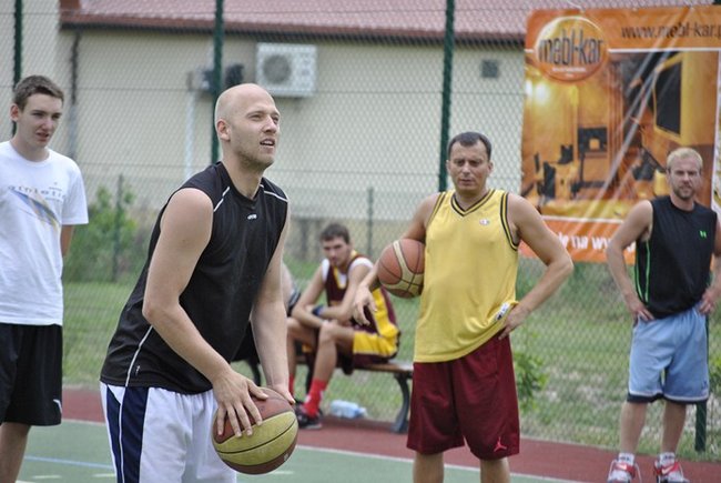 Uliczna koszykówka w Pogorzeli ? zdjęcia