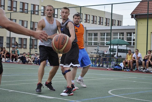 Uliczna koszykówka w Pogorzeli ? zdjęcia
