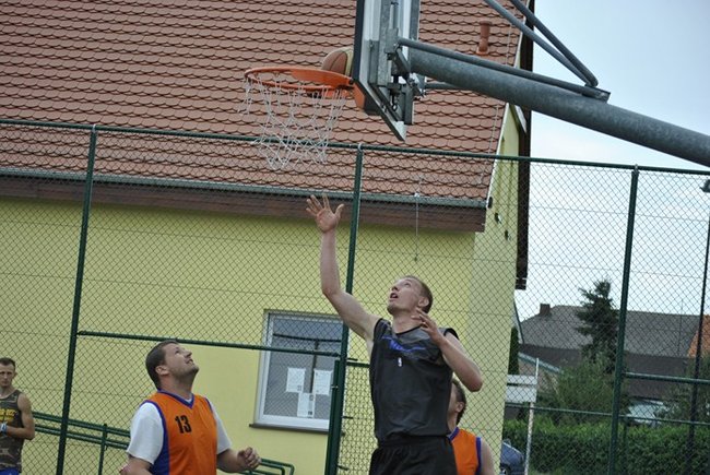Uliczna koszykówka w Pogorzeli ? zdjęcia