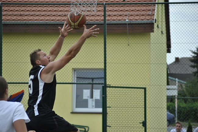 Uliczna koszykówka w Pogorzeli ? zdjęcia