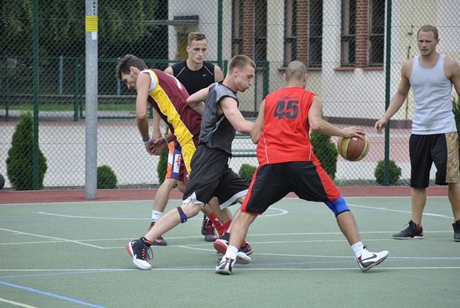 Uliczna koszykówka w Pogorzeli ? zdjęcia