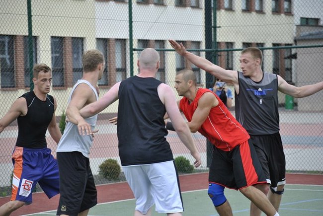 Uliczna koszykówka w Pogorzeli ? zdjęcia