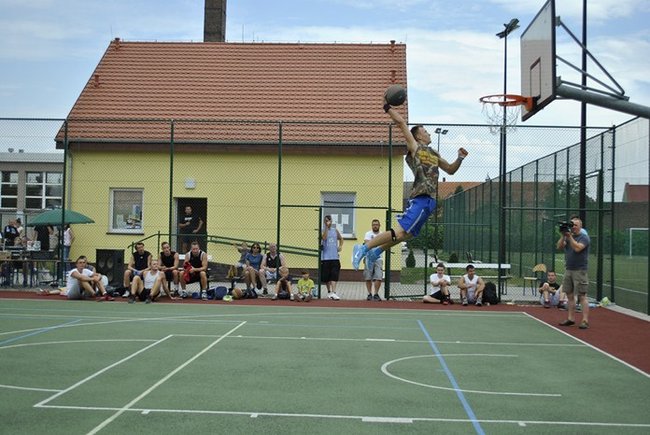 Uliczna koszykówka w Pogorzeli ? zdjęcia