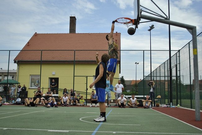 Uliczna koszykówka w Pogorzeli ? zdjęcia