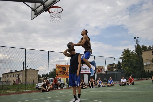 Uliczna koszykówka w Pogorzeli ? zdjęcia