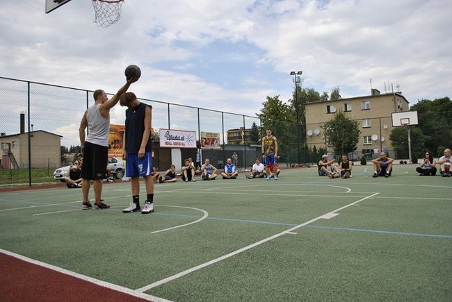 Uliczna koszykówka w Pogorzeli ? zdjęcia