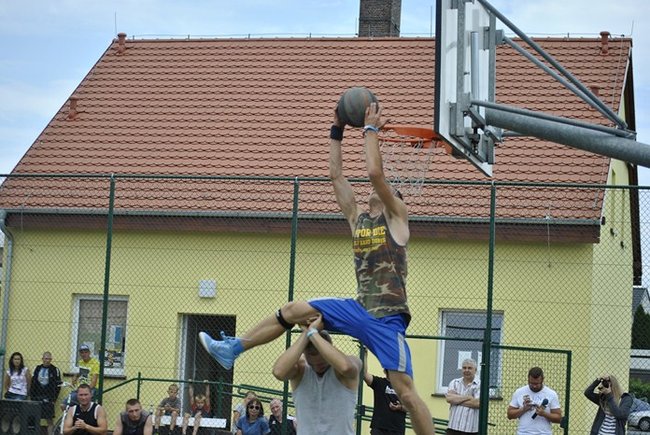 Uliczna koszykówka w Pogorzeli ? zdjęcia