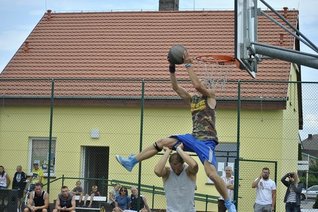 Uliczna koszykówka w Pogorzeli ? zdjęcia