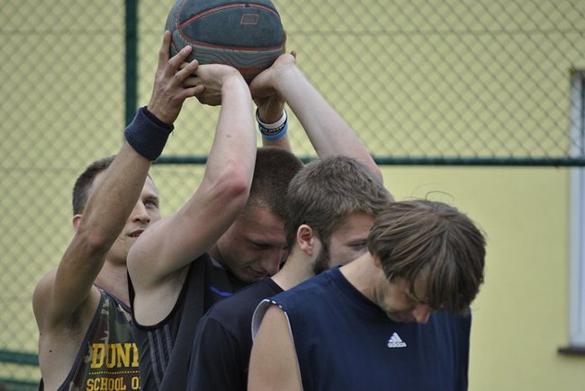 Uliczna koszykówka w Pogorzeli ? zdjęcia