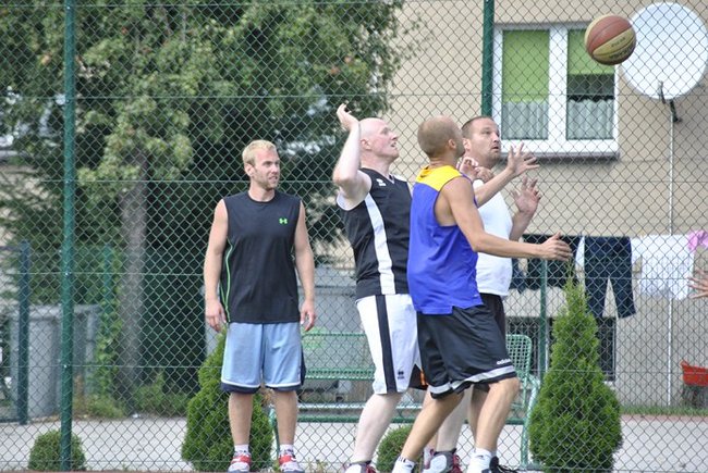 Uliczna koszykówka w Pogorzeli ? zdjęcia