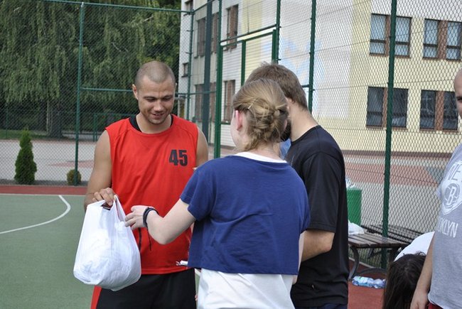 Uliczna koszykówka w Pogorzeli ? zdjęcia
