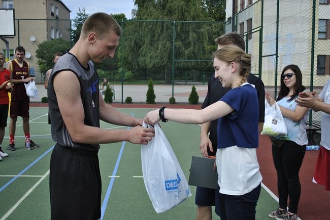 Uliczna koszykówka w Pogorzeli ? zdjęcia